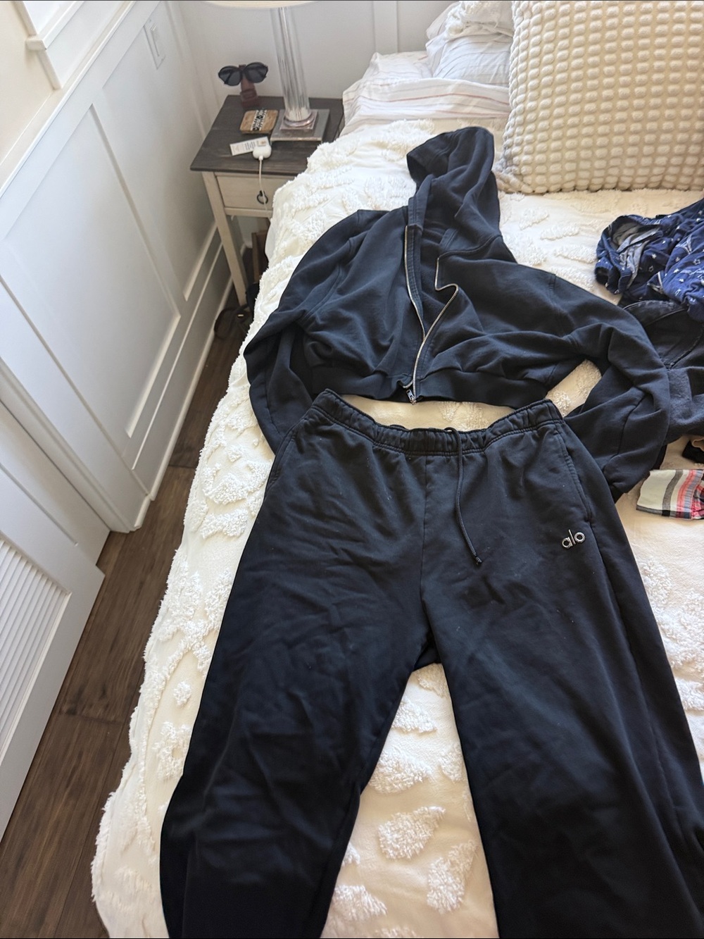 ALO Yoga Black Sweatsuit